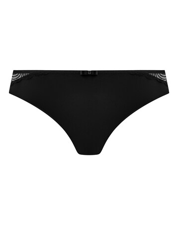 Freya Alanna Brief
