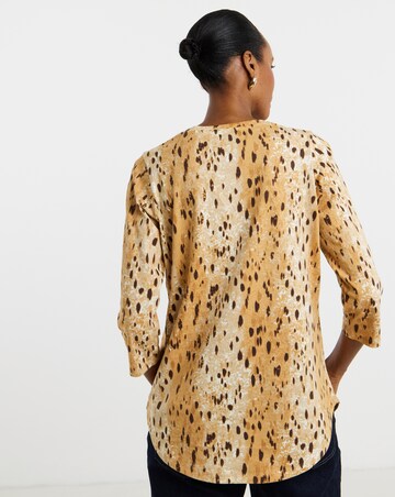 Aztec Print Longline Curved Hem 3/4 Sleeve Top