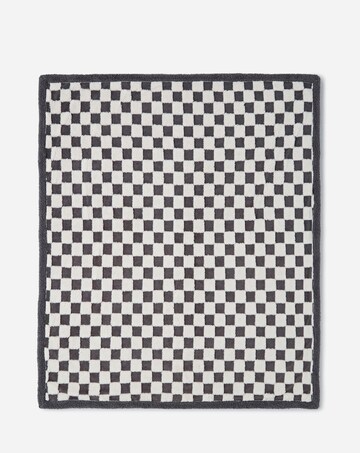 Chequerboard Sherpa Fleece Throw