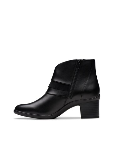 Clarks Leather Shaya Heeled Ankle Boot - Wide Fit (E)