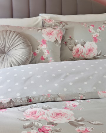 Catherine Lansfield Canterbury Duvet Cover Set