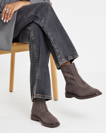 Jessy Zip Detail Ankle Boots - Wide Fit (E)