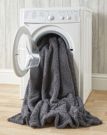 Downland Wearable Relaxing Blanket