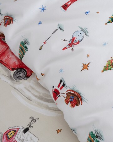 Catherine Lansfield Christmas Town Duvet Cover Set