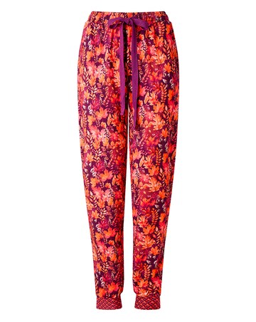 Joe Browns Cosy Leaf Print Pyjama Set