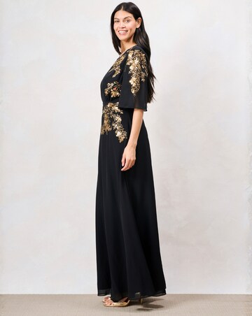 Hope & Ivy The Shay Embellished Dress