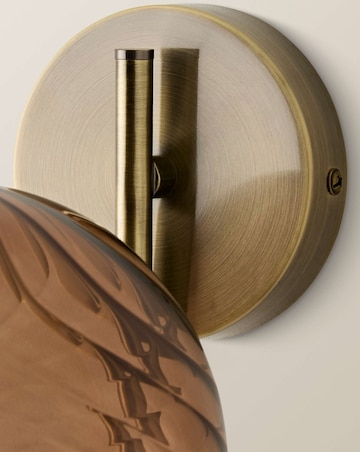 ValueLights Sydney Brushed Brass with Brown Swirl Glass Wall Light