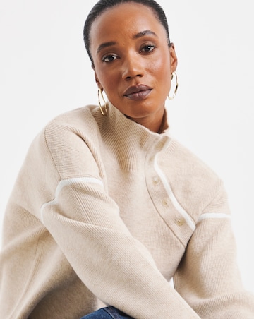 Contrast Jumper with Buttom Detail