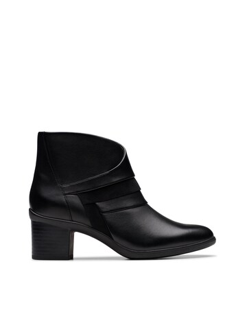 Clarks Leather Shaya Heeled Ankle Boot - Wide Fit (E)