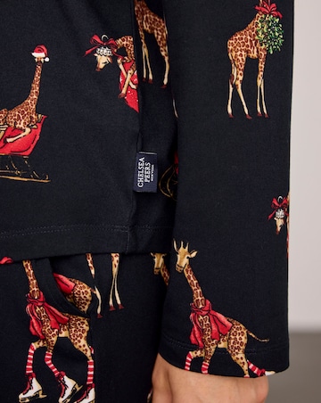 Chelsea Peers Classic Long Sleeve Crew Neck Christmas Pyjama Set
