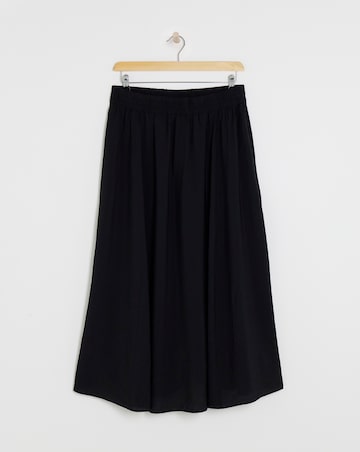 Black Full Hem Textured Volume Maxi Skirt