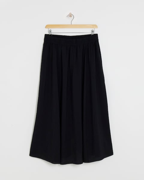 Black Full Hem Textured Volume Maxi Skirt