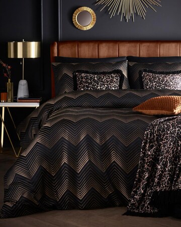 Laurence Llewelyn-Bowen Josephine Throw