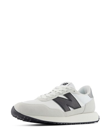 New Balance 237 Trainers
