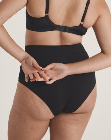 MAGISCULPT Seamfree Shaping Briefs