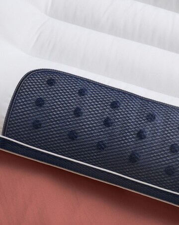 Silentnight Smart Sleep Magnetic Neck Therapy Pillow