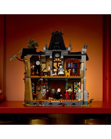 LEGO Haunted House