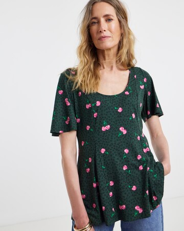 Floral Printed Scoop Neck Angel Sleeve Longline Peplum Top
