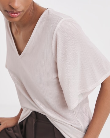 V Neck Plisse Top