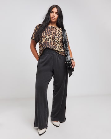 Leopard Print Mesh T-Shirt