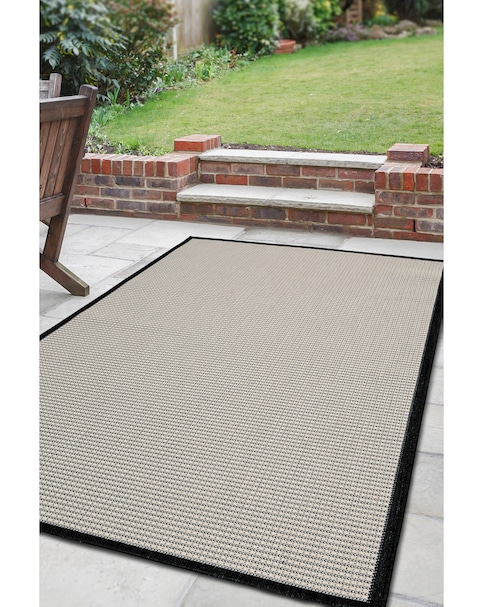 Indoor and Outdoor Border Rug