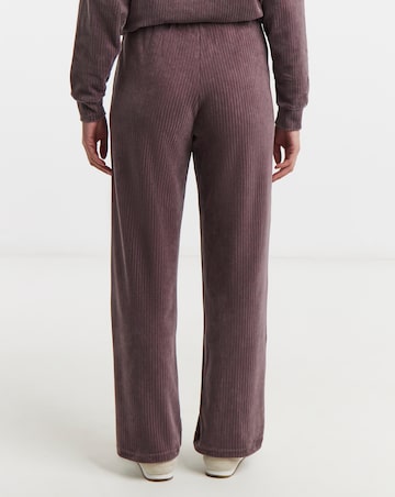 PUMA Essential Valour Rib Straight Pants