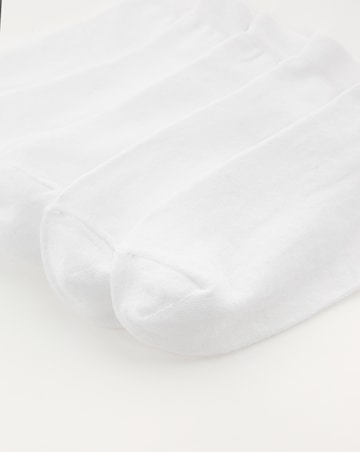 Pretty Secrets (5 Pair Pack) Super Value Trainer Liner Socks (Wide Fit) White