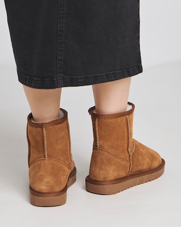 Sia Suede Warm Lined Snug Boots Extra Wide EEE Fit