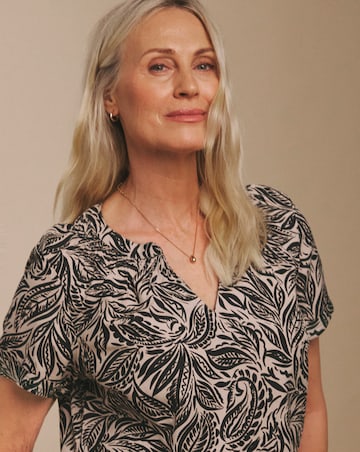 Julipa Sleeveless Notch Neck Linen Mix Blouse