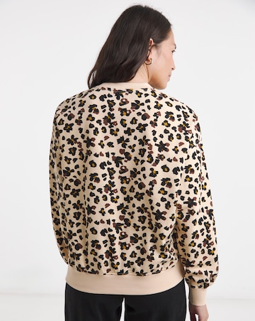 Drop Shoulder Printed Sweatshirt