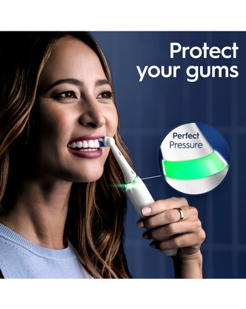 Oral-B iO9 White Alabaster Toothbrush