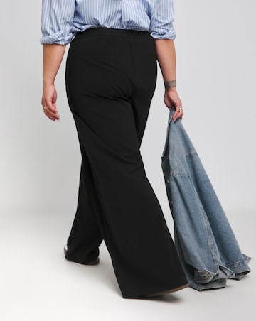 Black Magisculpt Pleated Wide Leg Trousers Long