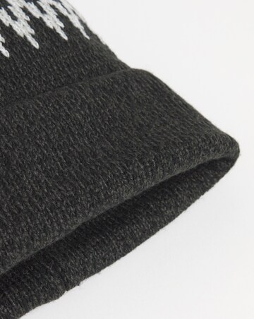 Fairisle Bobble Hat
