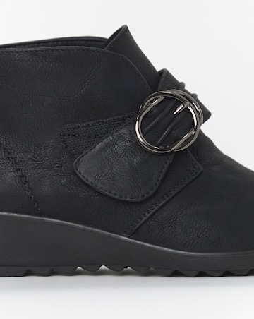 Cushion Walk Touch & Close Ankle Boot E Fit