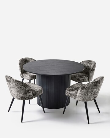 Addison Round Dining Table with 4 Savannah Chairs