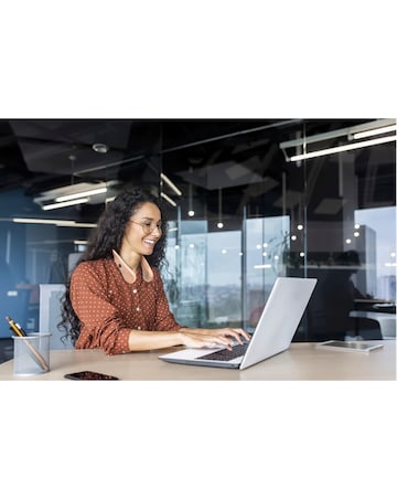 Swan Rechargeable Neck Fan - Peach