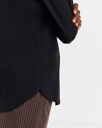 Longline Curved Hem 3/4 Sleeve Top