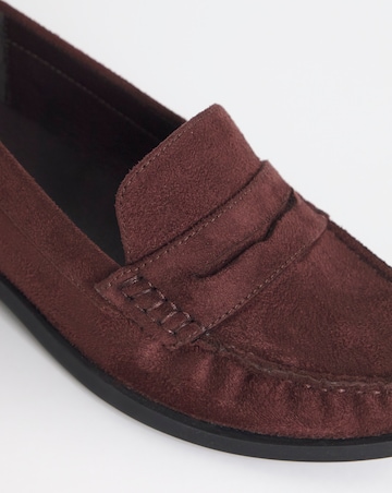 Nala Classic Puckered Loafer - Extra Wide Fit (EEE)