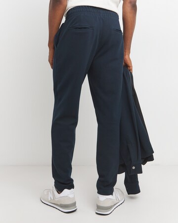 Twill Tapered Fit Jogger