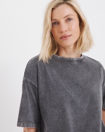 Pure Cotton Acid Wash Dropped Shoulder T-Shirt
