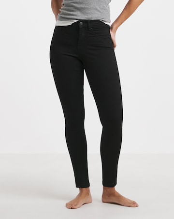 Black 24/7 Skinny Jeans