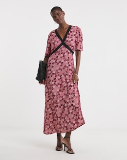Textured Crinkle Lace Trim Maxi Dress