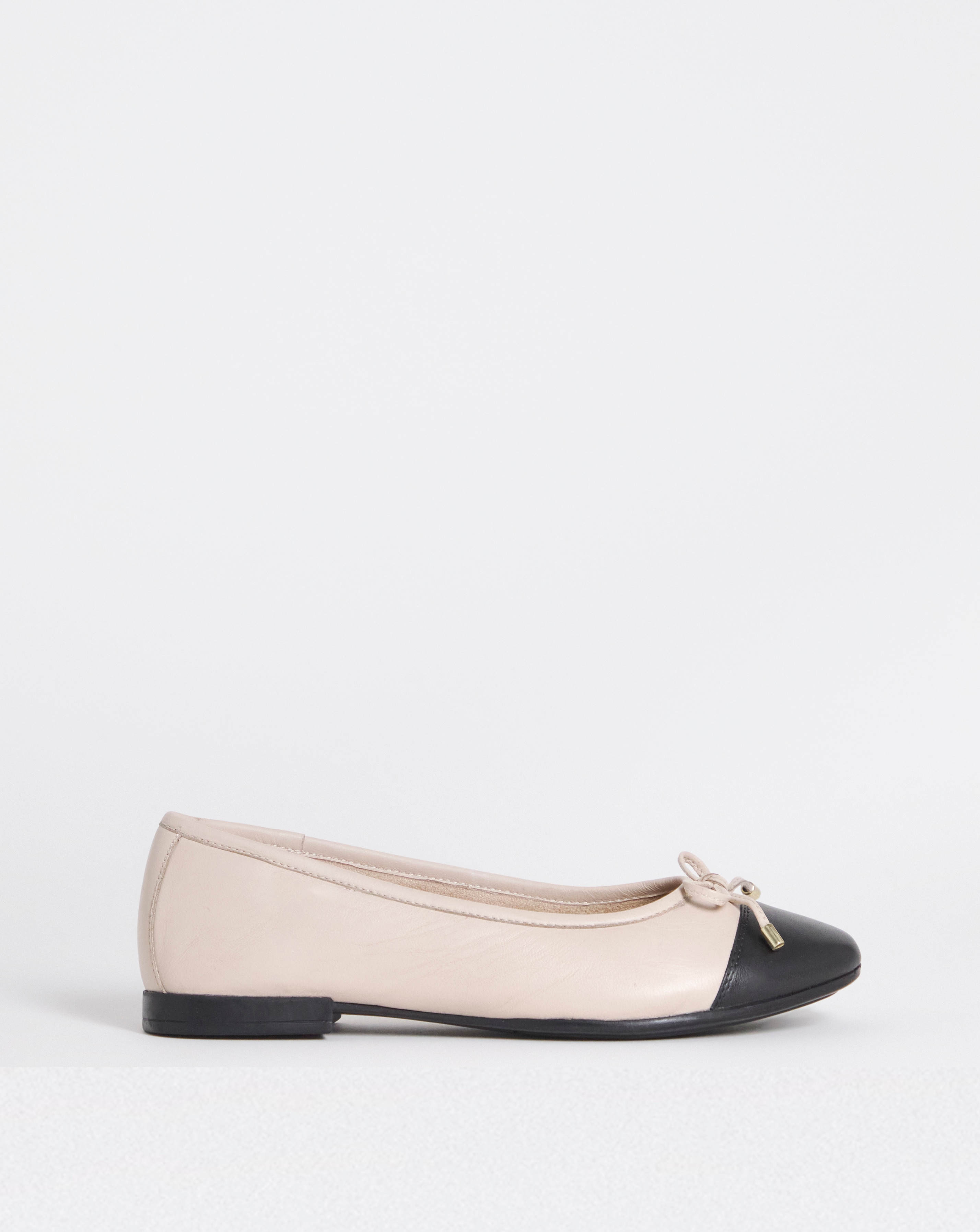 Vine Leather Ballerina With Toe Cap - Wide Fit (E) | Ambrose Wilson