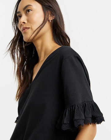 Frill Sleeve Top