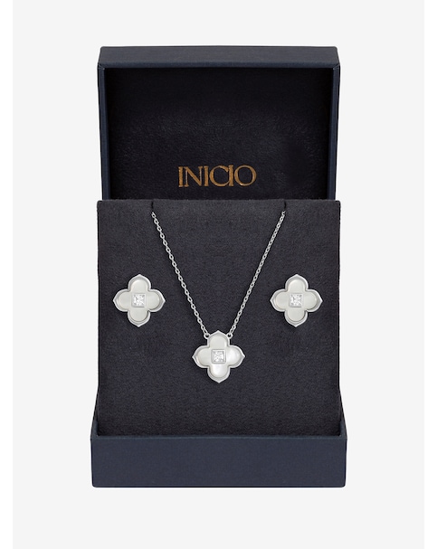Inicio Sterling Silver Plated Mother of Pearl Clover Set - Gift Box