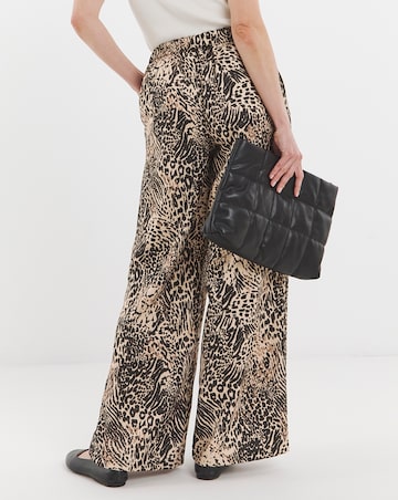 Animal Print Textured Wide Leg Trouser