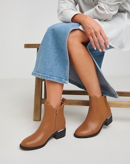 Heavenly Soles Danica Heeled Chelsea Boots - Extra Wide Fit (EEE)
