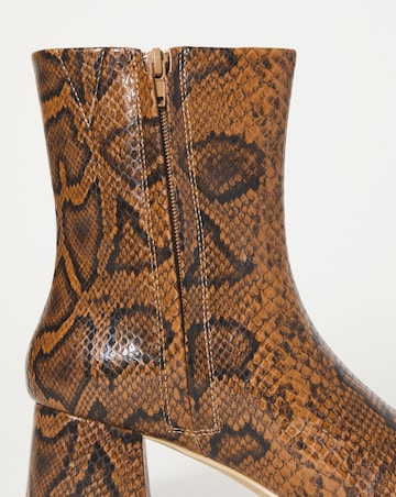 Block Heel Boot EEE Fit