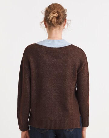 V Neck Jumper