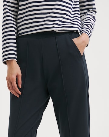 Slimma Comfort Fit Navy Trouser Short